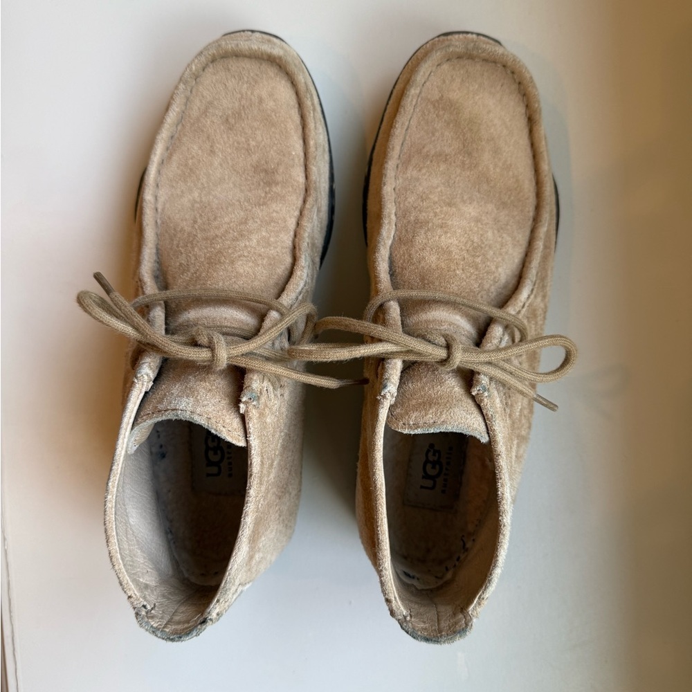 UGG Tan Leather/Sheepskin Boots